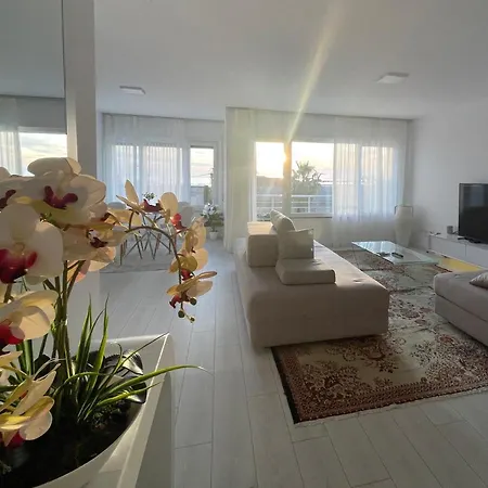 Currila Sunset Beaty Durrës