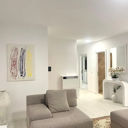 Currila Sunset Beaty Durrës