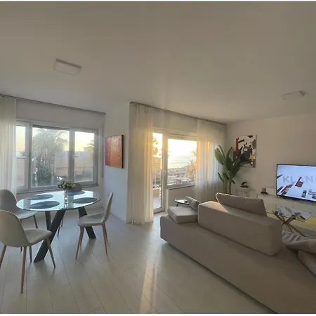 Currila Sunset Beaty Durrës