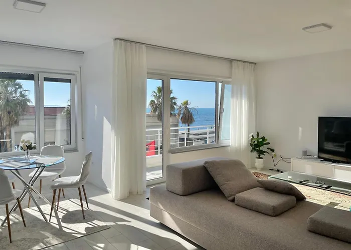 Currila Sunset Beaty Durrës